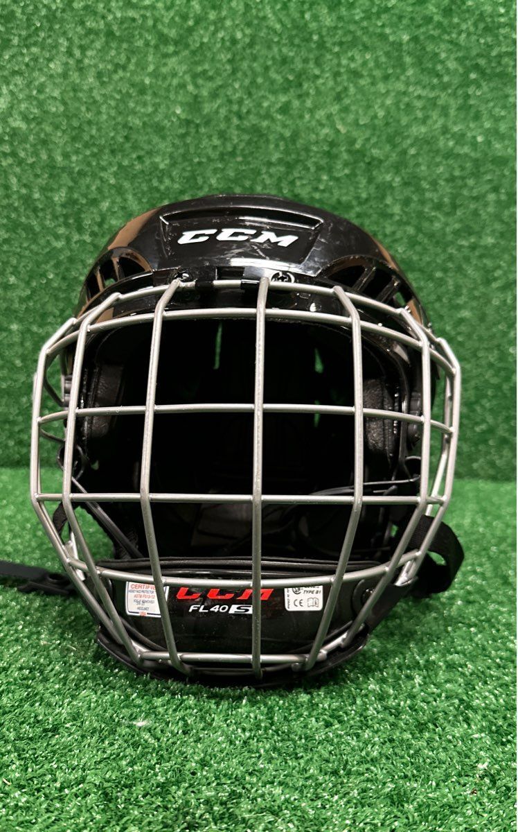 Ccm FL40 Hockey Helmet Small