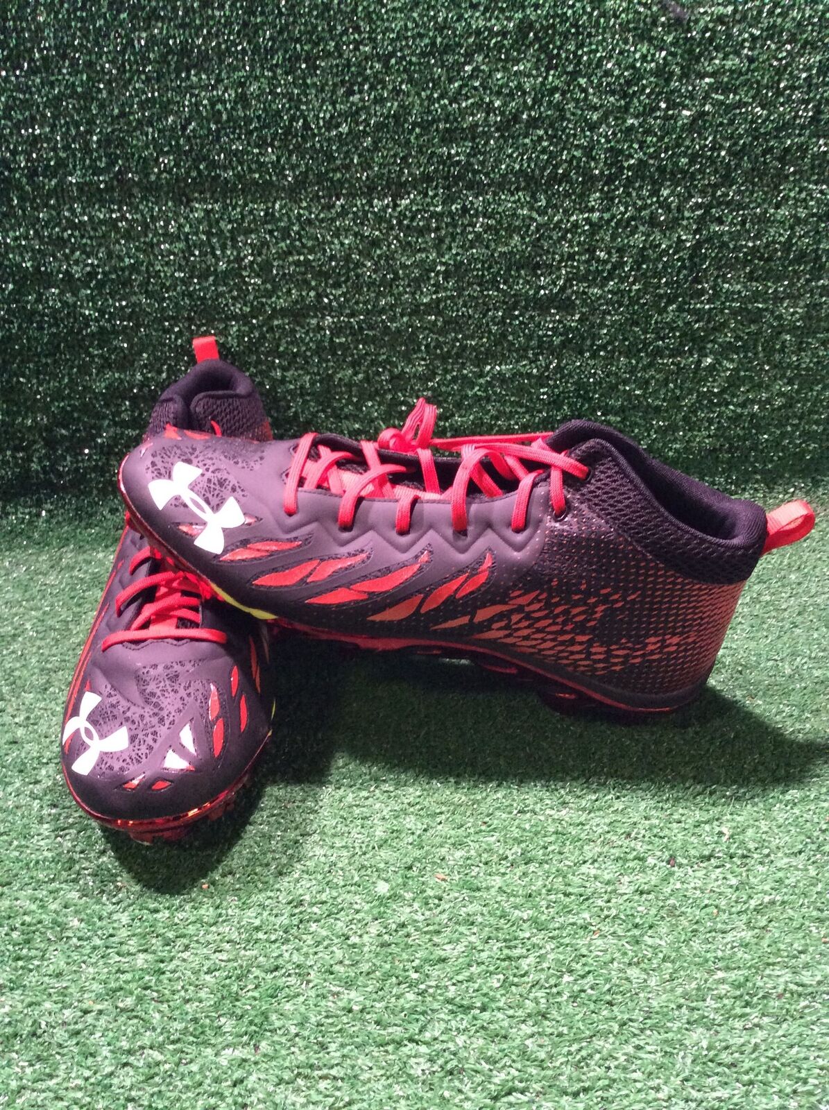 Under Armour Spotlight 14.0 Size Football Cleats