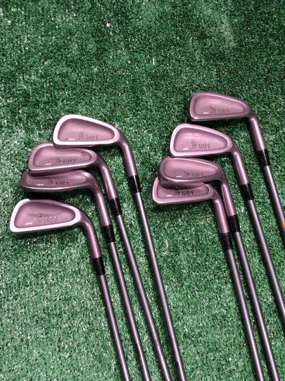 Dunlop Jan 601 4, 5, 6, 7, 8, 9, P, S Iron Set Graphite, Right handed