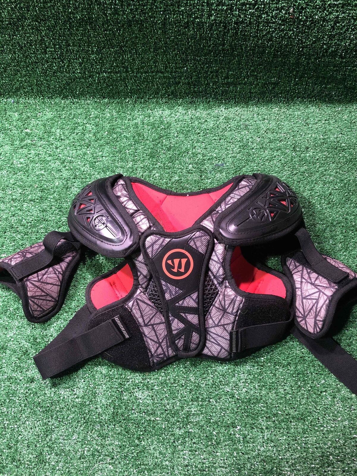 Warrior Lacrosse Shoulder Pads