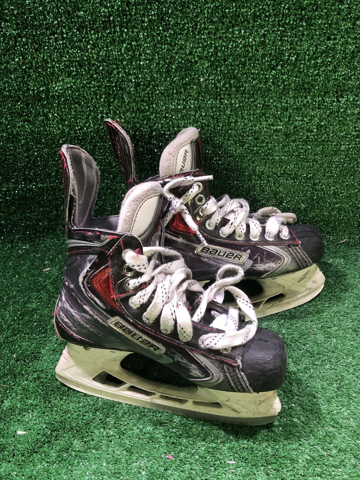 Bauer Vapor X100 Hockey Skates 3.5D Skate Size