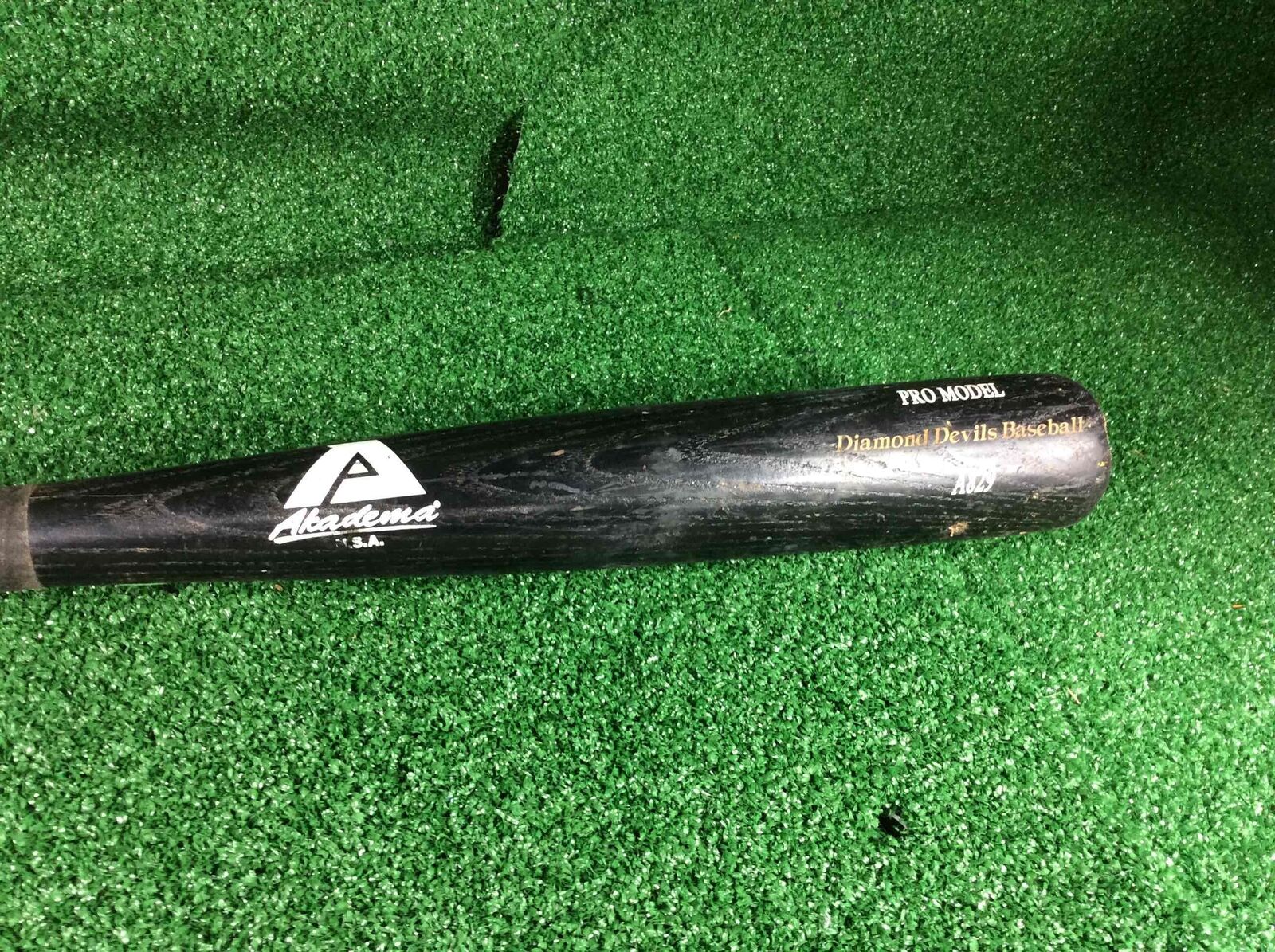 Akadema Pro Model A829 Baseball Bat 31" 