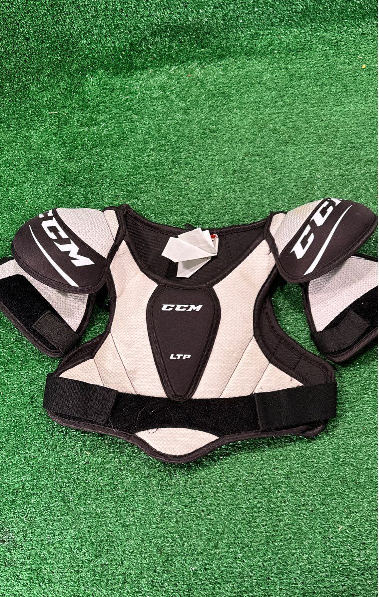 Ccm LTP Hockey Shoulder Pads Youth Medium (M)