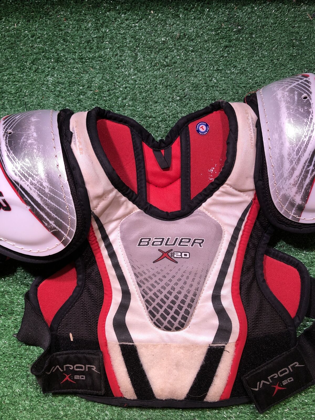 Bauer Vapor X:20 Hockey Shoulder Pads Junior Medium (M)