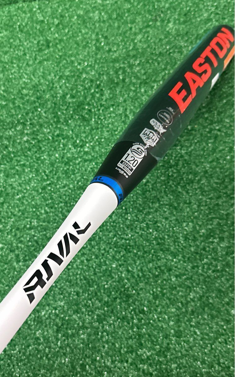 Easton Rival Softball Bat 34" 27 oz. (-7) 2 1/4"