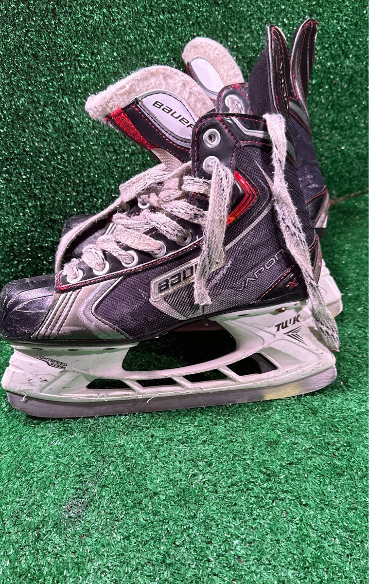 Bauer Vapor X70 Hockey Skates 4.5D Skate Size