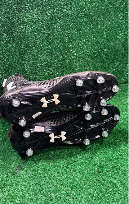 Under Armour Highlight 15.0 Size Football Cleats