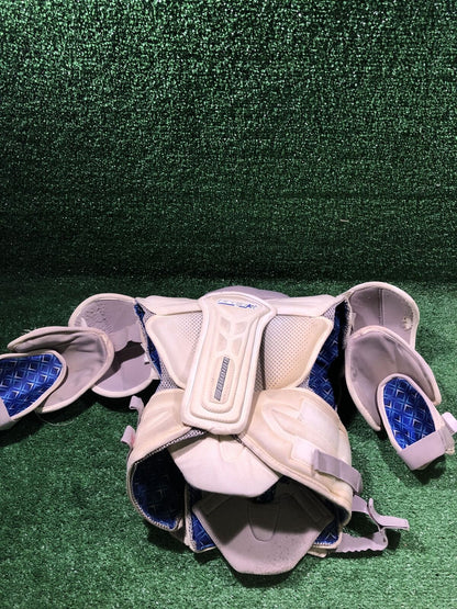 Warrior Projekt Hockey Shoulder Pads Junior Medium (M)