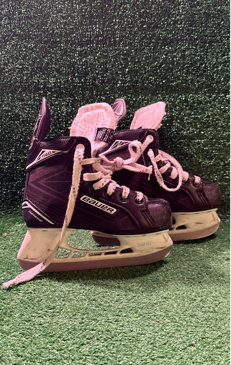 Bauer Supreme S140 Hockey Skates Y13.0 R Skate Size