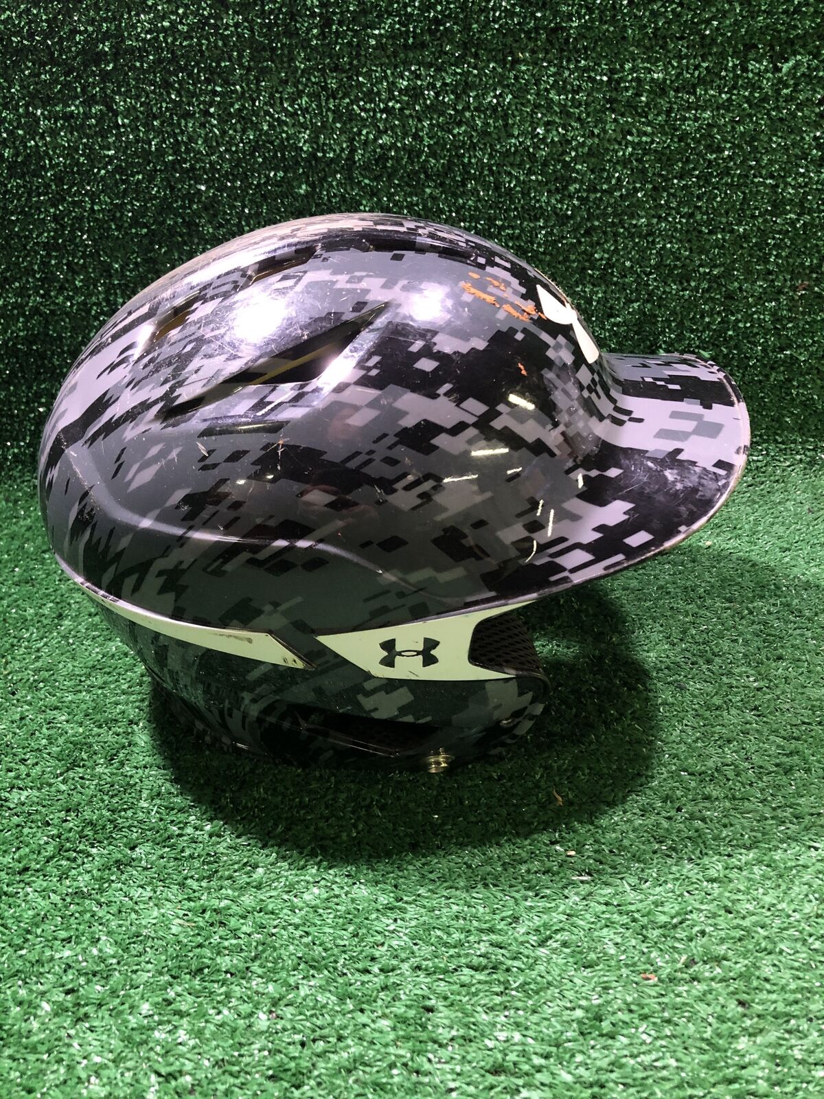 Under Armour UABH2-110 Batting Helmet