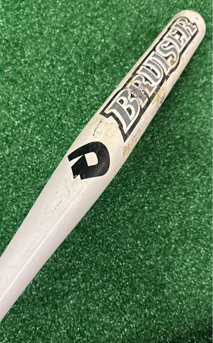 Demarini Bruiser Softball Bat 34" 26 oz. (-8) 2 1/4"