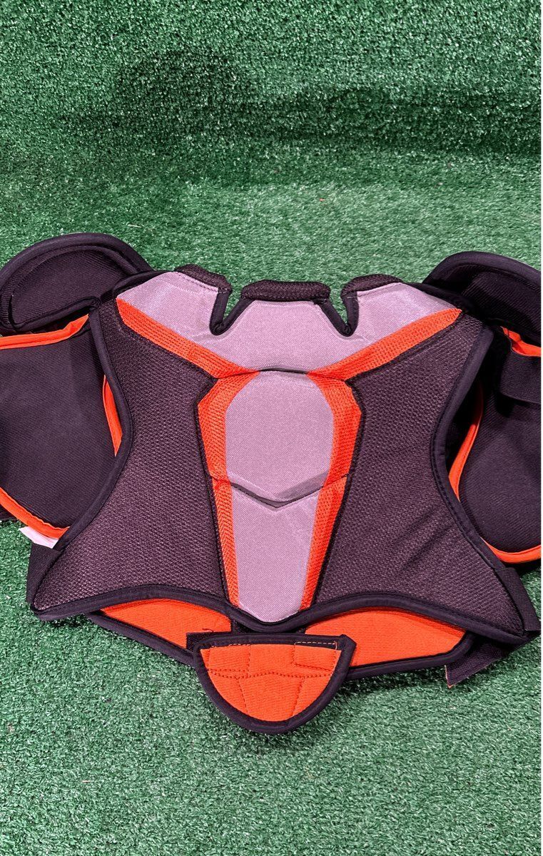 Bauer One.4 Hockey Shoulder Pads Junior Small (S)