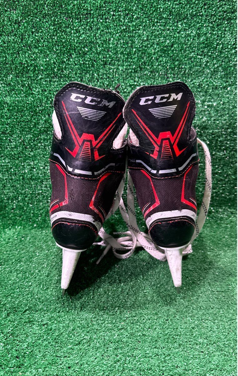 Ccm FT40 Hockey Skates 13.0 Skate Size