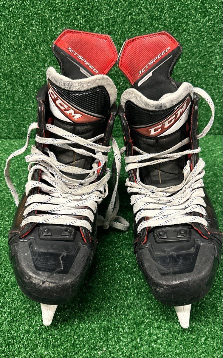 Ccm FT4 Pro Hockey Skates 9.5 Skate Size