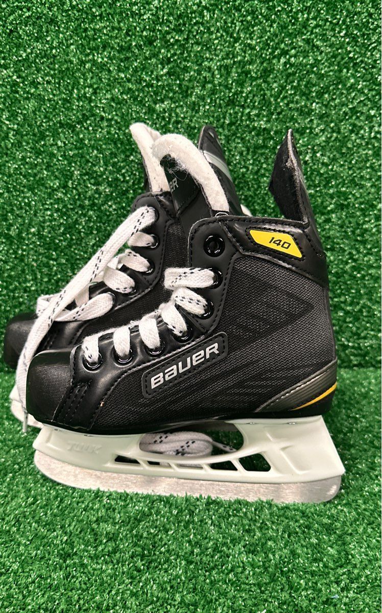 Bauer Supreme 140 Hockey Skates 10.0 Skate Size