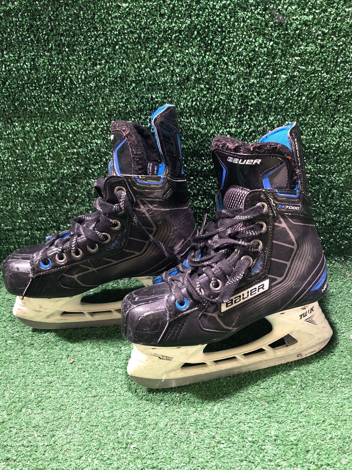 Bauer Nexus 7000 Hockey Skates 2.5D Skate Size