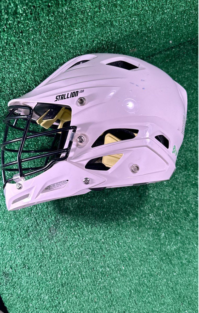 Stx Stallion 100 Junior Small Lacrosse Helmet