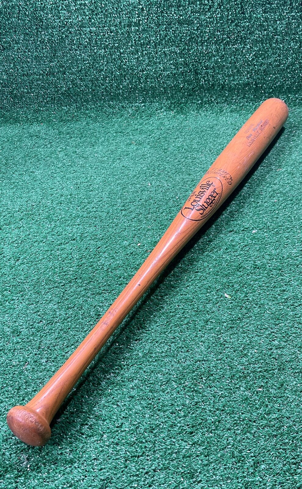 Louisville Slugger Wooden Bat 27" 26 oz. 2 1/4"