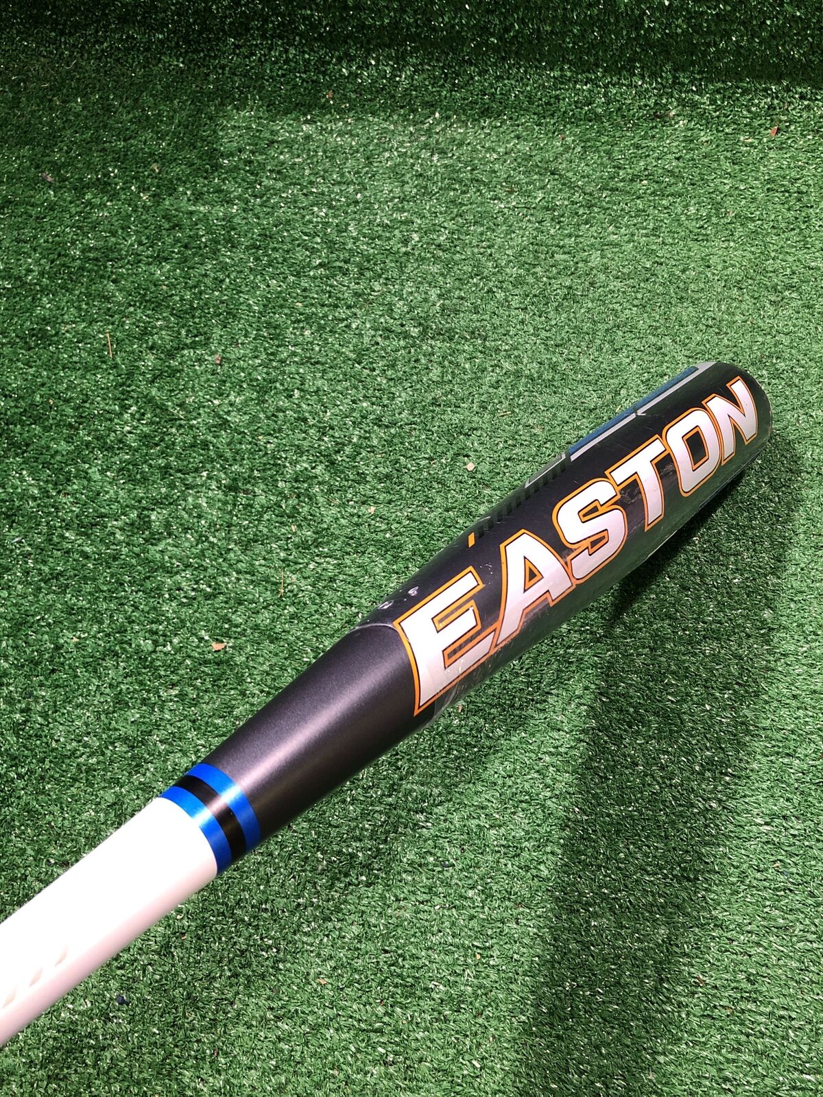 Easton BB22QUAN Baseball Bat 32" 29 oz. (-3) 2 5/8"