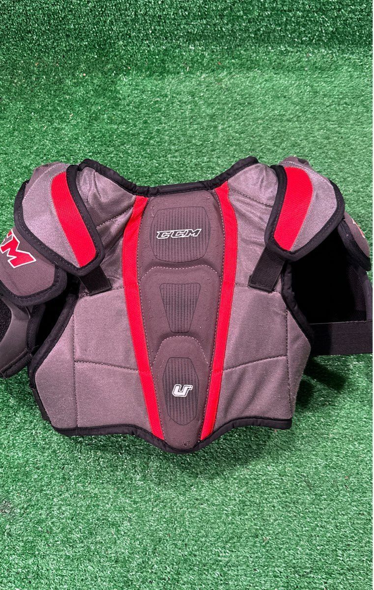 Ccm U+ Hockey Shoulder Pads Junior Medium (M)