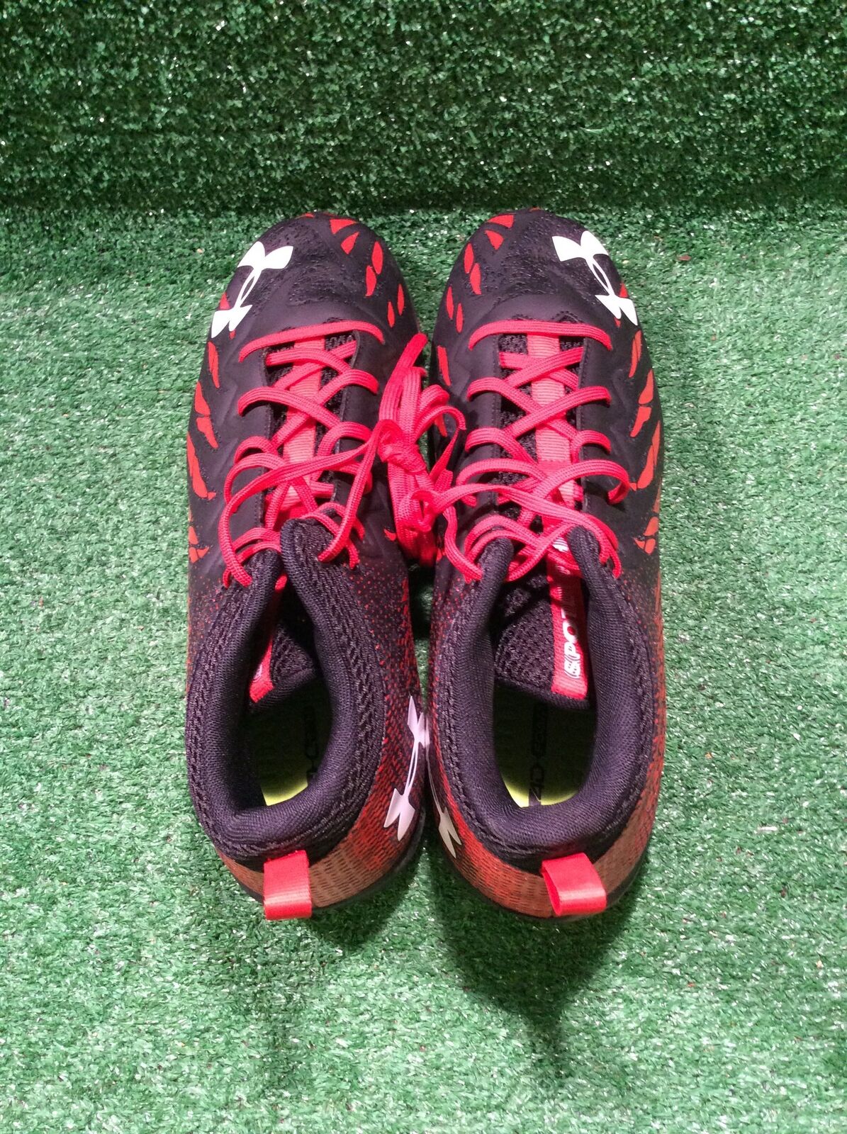 Under Armour Spotlight 14.0 Size Football Cleats