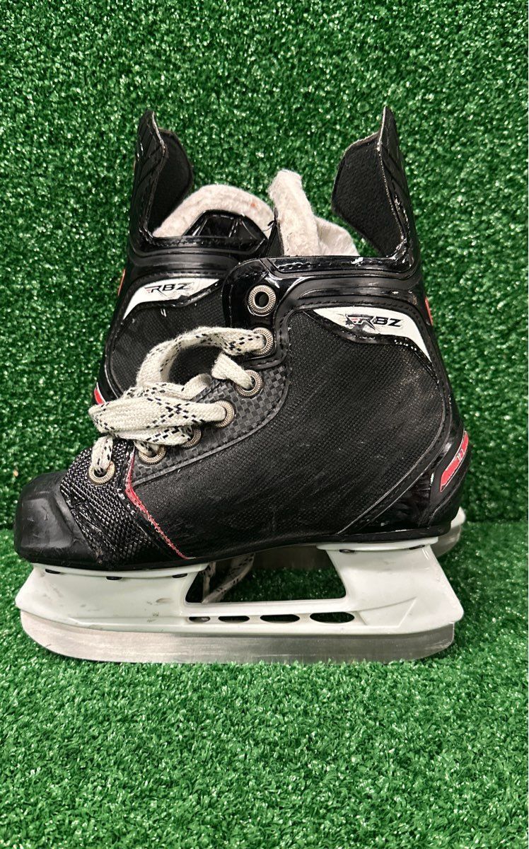 Ccm RBZ 70 Hockey Skates 11.0 Youth Skate Size