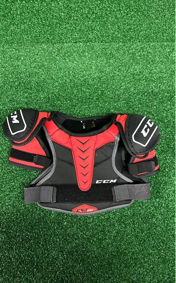 Ccm QLT 230 Hockey Shoulder Pads Youth Medium (M)