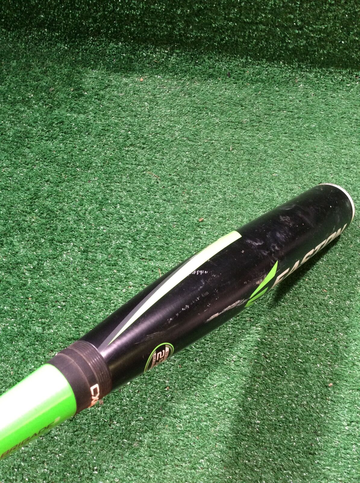 Easton Mako Baseball Bat 30" 20 oz. (-10) 2 5/8"