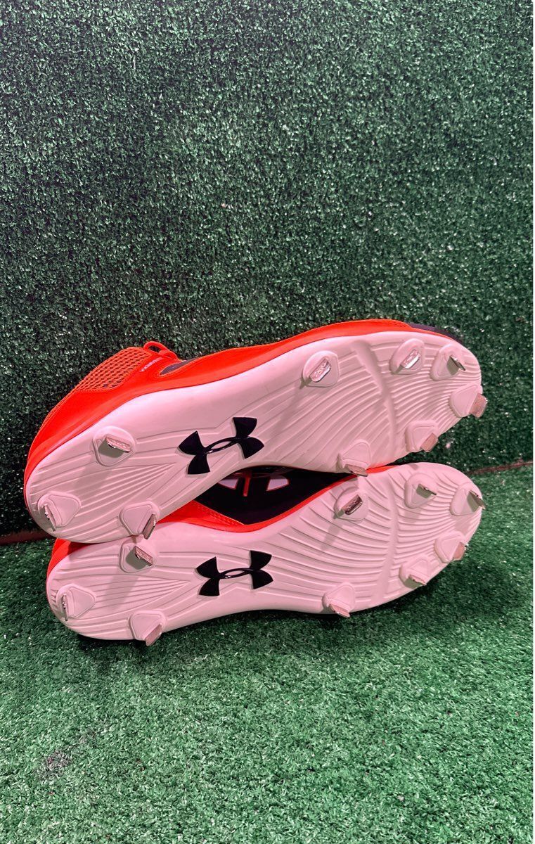 Under Armour ClutchFit 13.0 Size Baseball Cleats