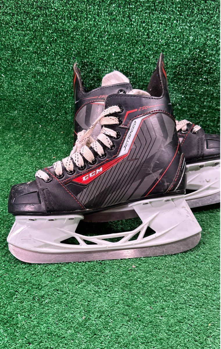 Ccm Jetspeed 250 Hockey Skates 4.0 Skate Size