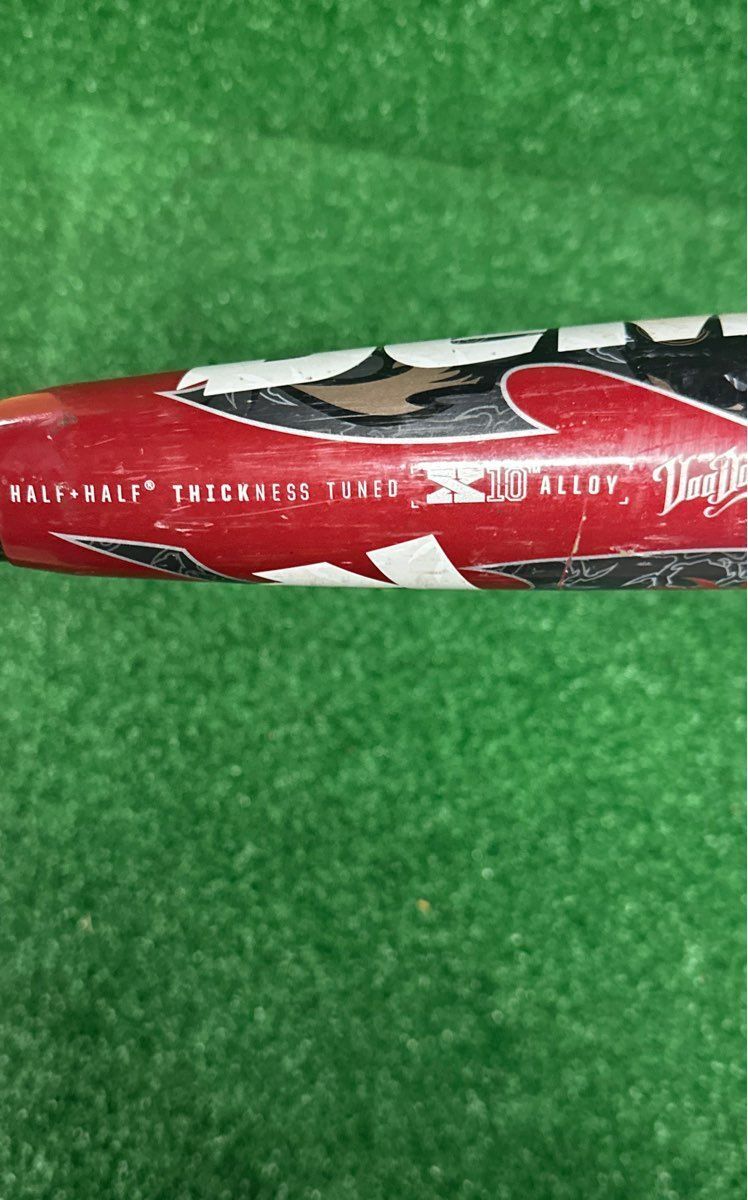 Demarini Voodoo Baseball Bat 32" 29 oz. (-3) 2 5/8"