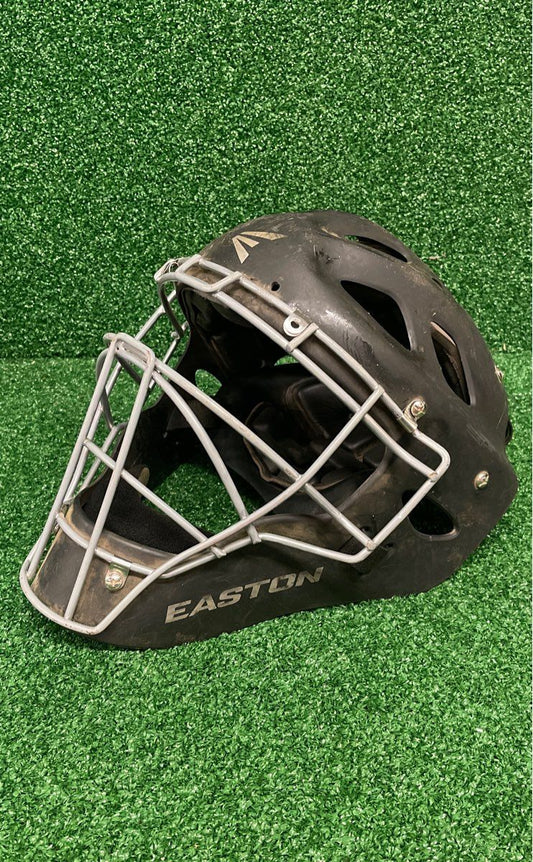 Easton Rival 7 1/8" To 7 7/8" Hockey Style Catcher's Helmet