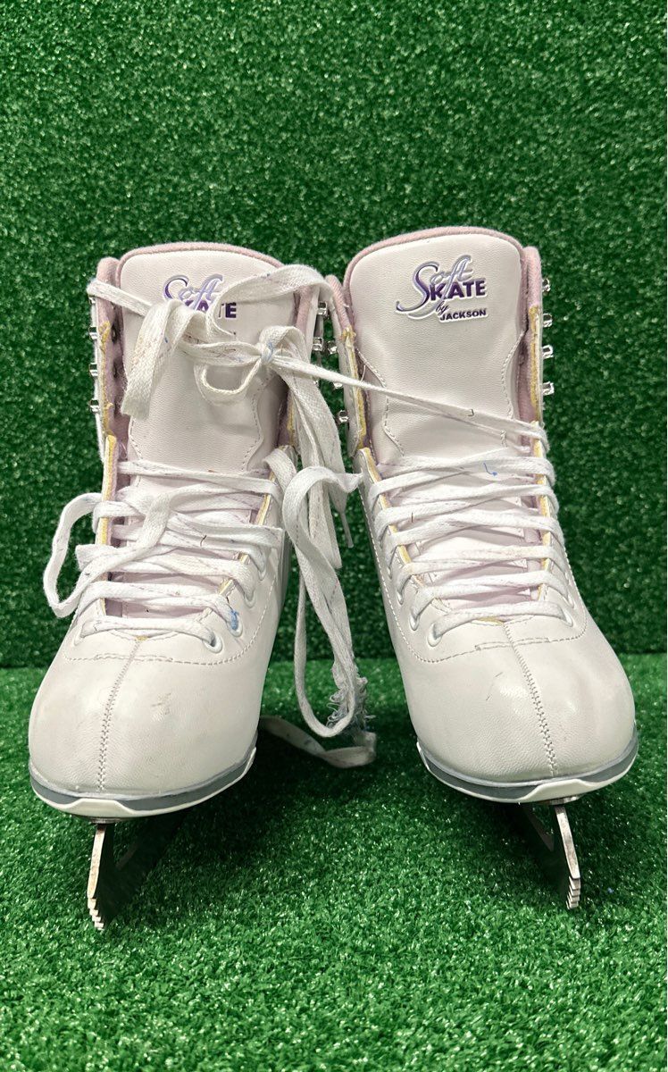 Jackson Soft Skate 6 Ice Skates