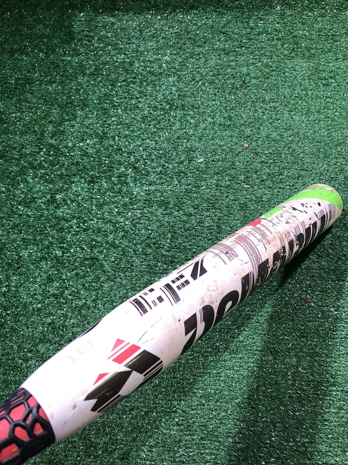 Demarini CFP15 Softball Bat 33" 23 oz. (-10) 2 1/4"