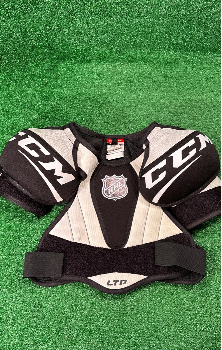 Ccm LTP Hockey Shoulder Pads Junior Large (L)