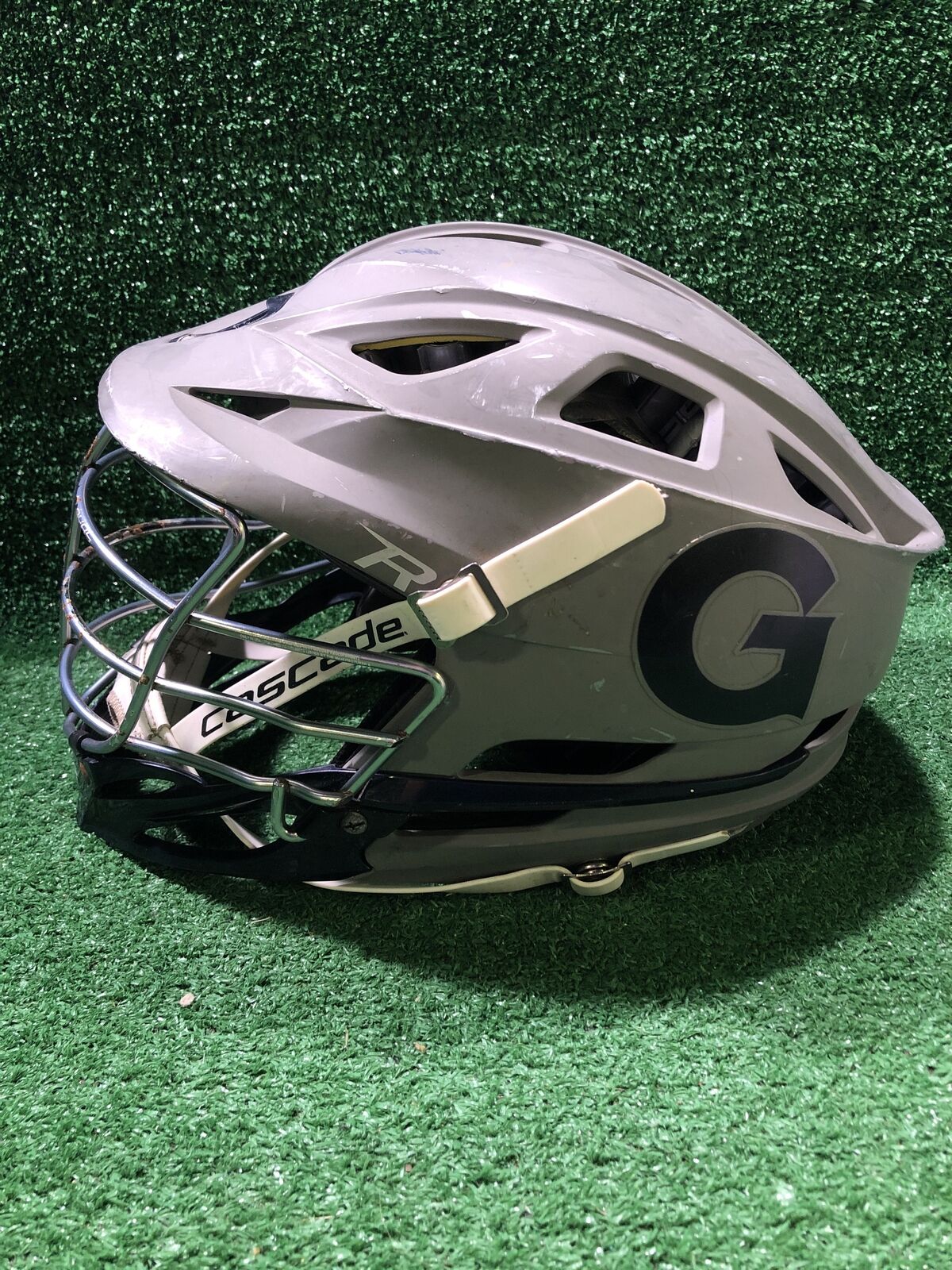 Cascade R OSFM Lacrosse Helmet