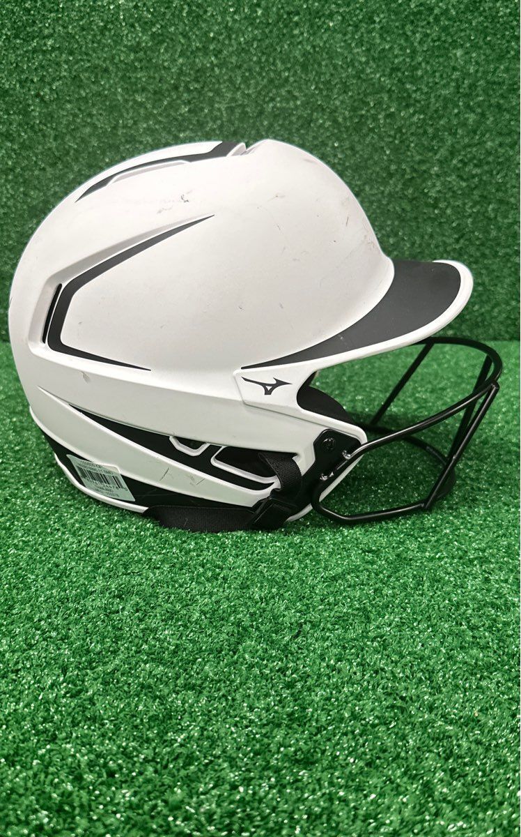 Mizuno F6 Fastpitch Softball Batting Helmet, 6 3/4" To 7 3/8"