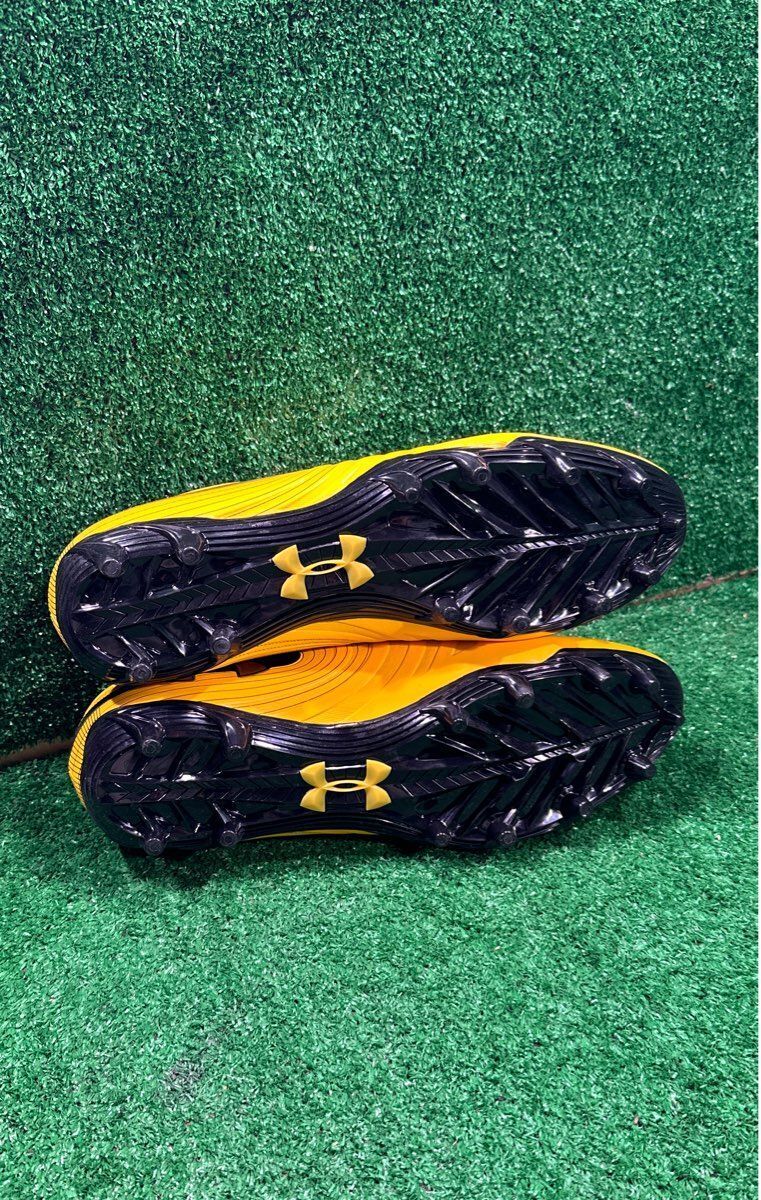 Under Armour Nitro Low MC 14.0 Size Football Cleats