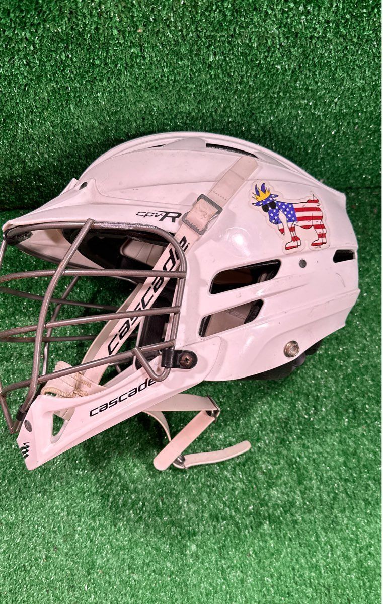 Cascade CPV-R Junior M/L - Adjustable Lacrosse Helmet