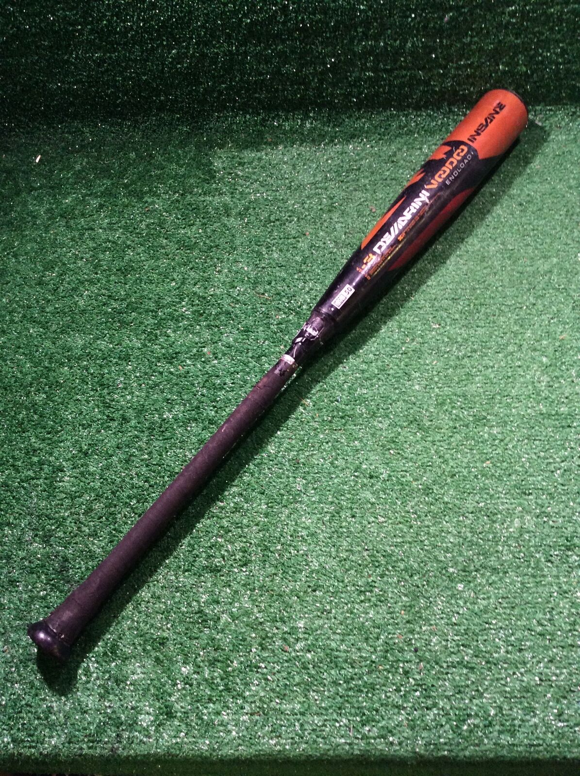 Demarini VIC-18 Baseball Bat 32" 29 oz. (-3) 2 5/8"