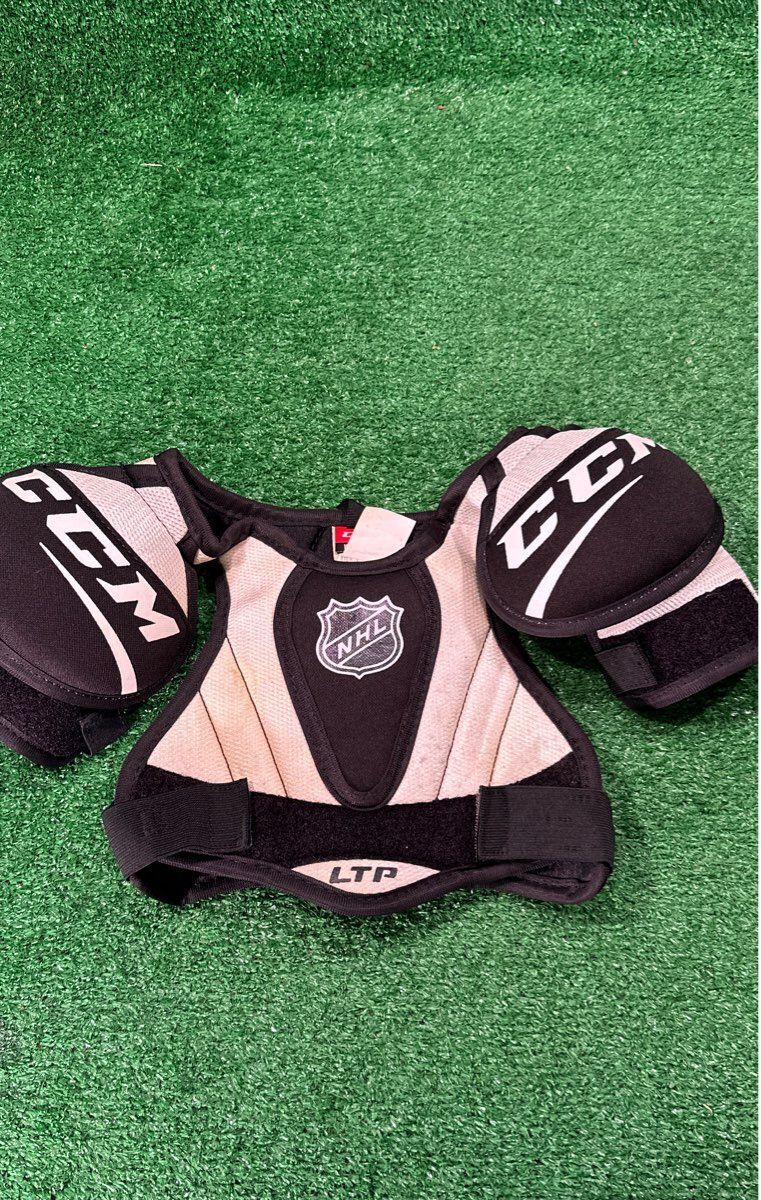 Ccm NHL LTP Hockey Shoulder Pads Youth Medium (M)