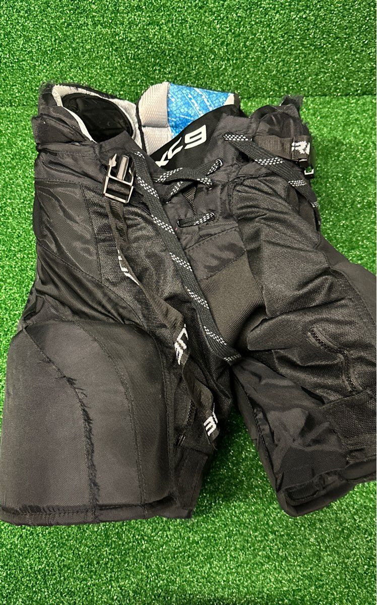 True XC9 Hockey Pants Junior Extra Large (Xl)