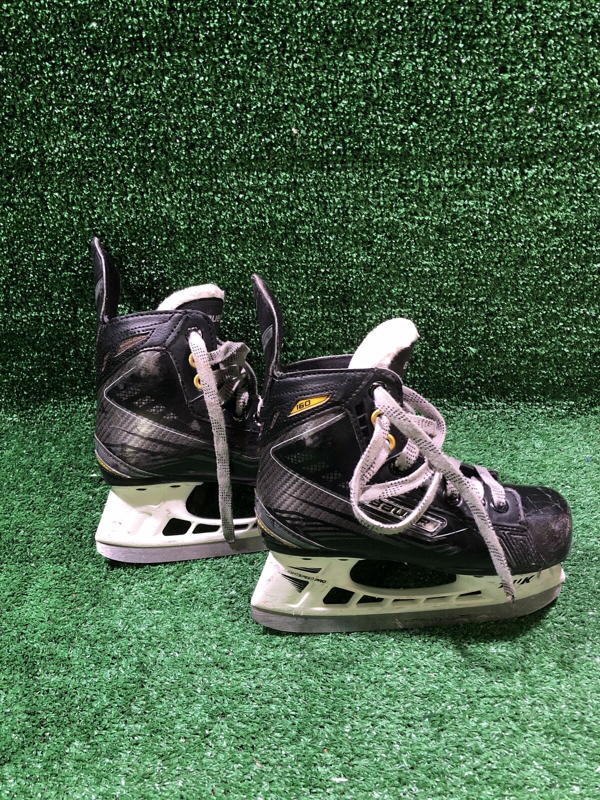 Bauer Supreme 160 Hockey Skates Youth 12.5D Skate Size