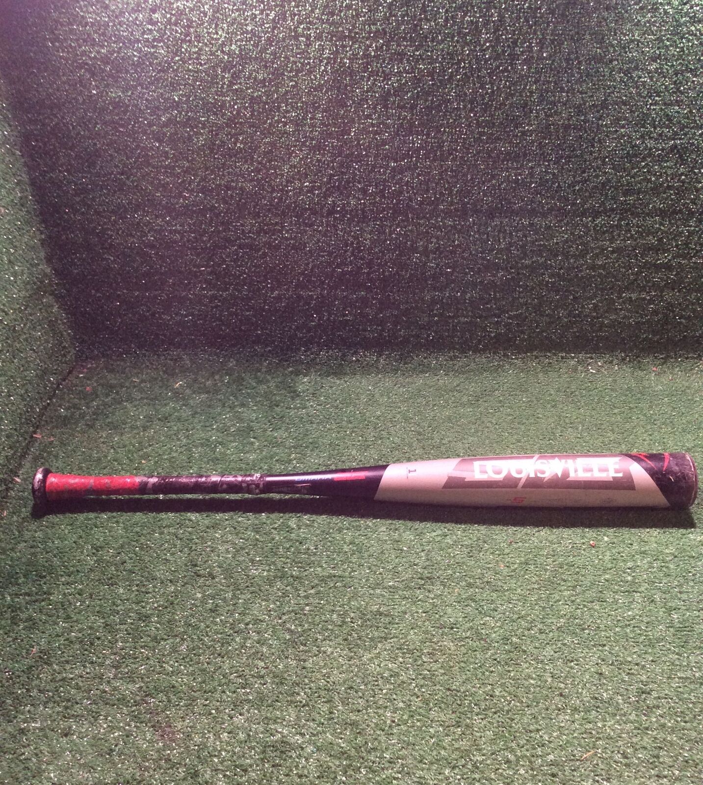 Louisville Slugger Omaha Bat WTLSLO518B5 31" 26 oz. (-5) 2 5/8" 