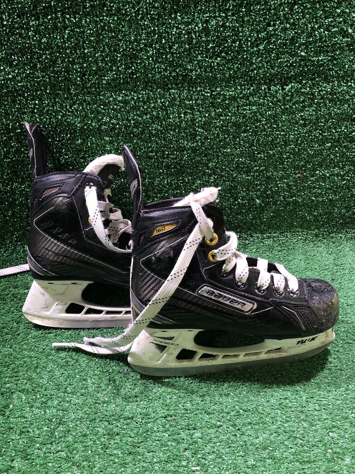 Bauer Supreme 160 Hockey Skates Youth 13.0D Skate Size