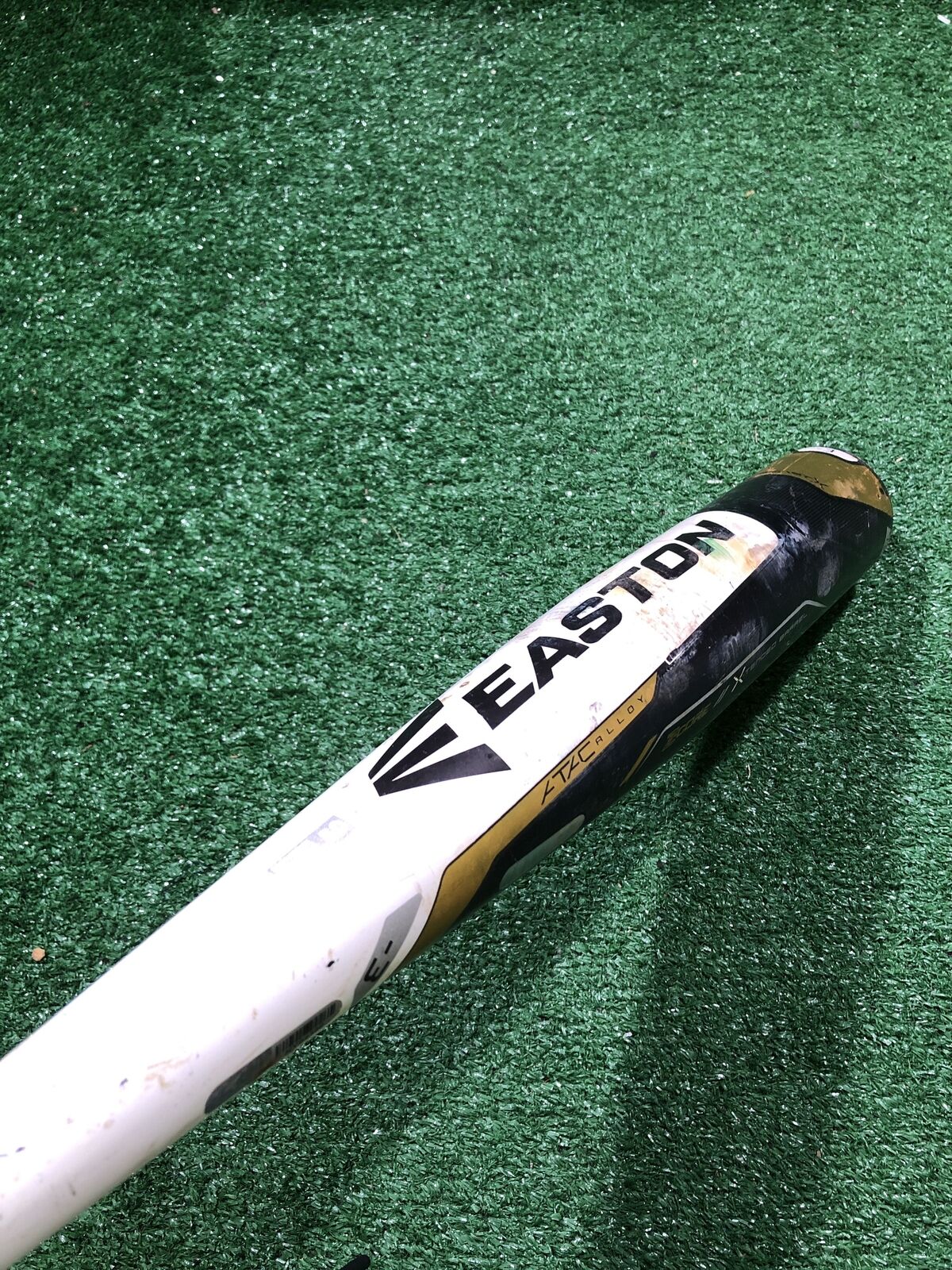 Easton Beast Speed BB18BX5 Baseball Bat 31" 28 oz. (-4) 2 5/8"