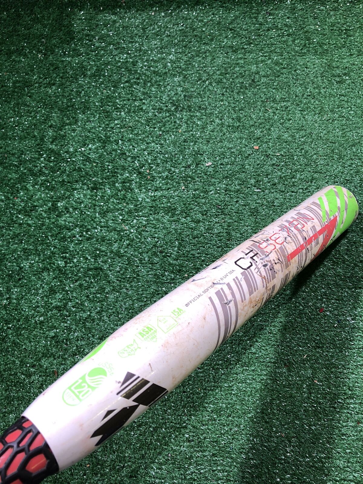 Demarini CFP15 Softball Bat 33" 23 oz. (-10) 2 1/4"