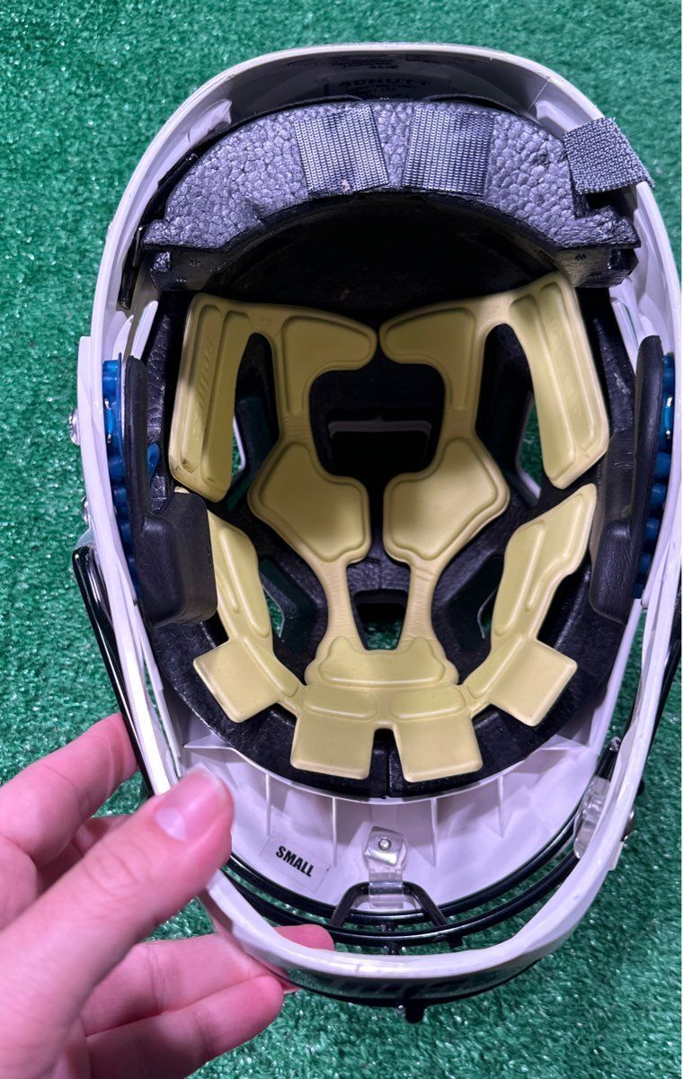 Stx Stallion 100 Junior Small Lacrosse Helmet