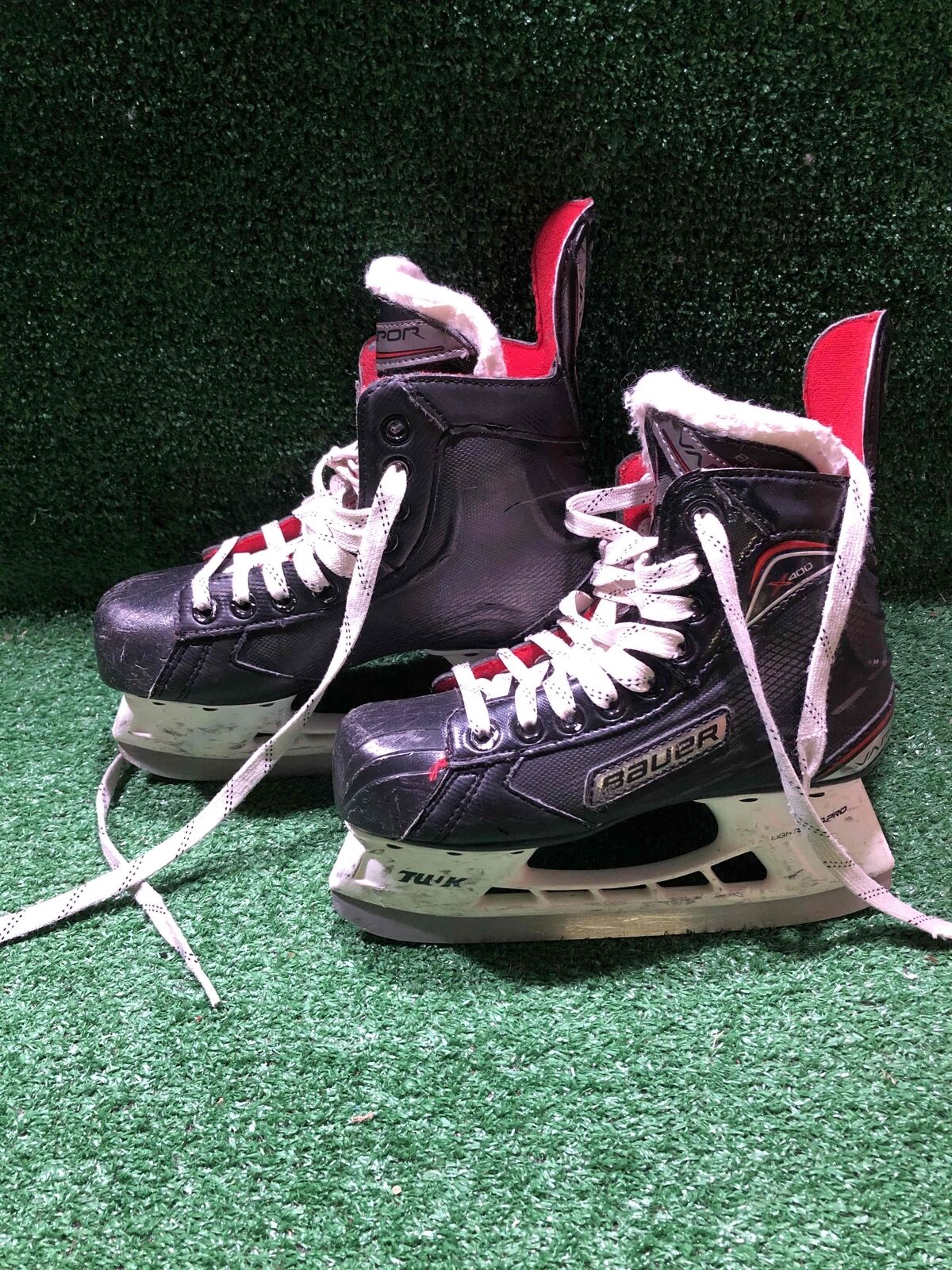 Bauer Vapor X400 Hockey Skates 2.0R Skate Size