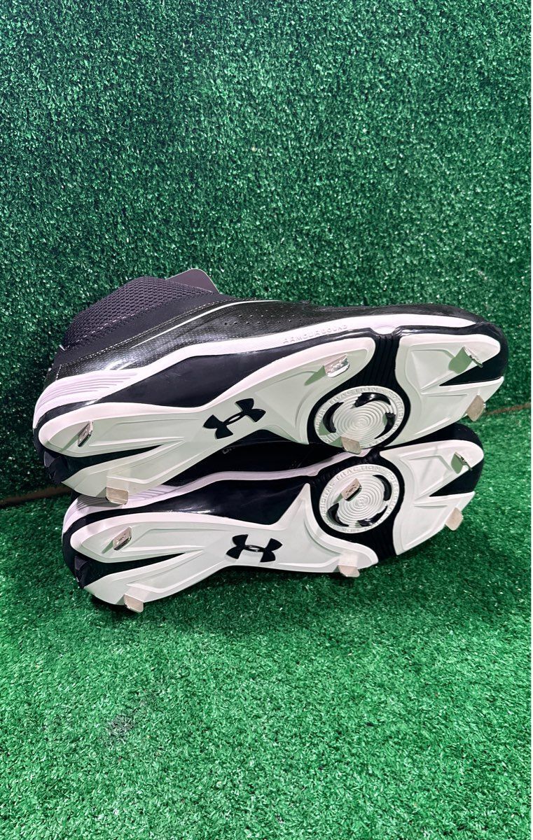 Under Armour Ignite Mid ST CC 12.5 Size Baseball Cleats